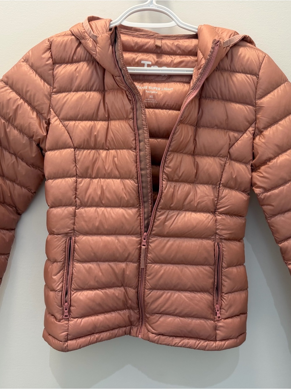 TNA Quilted Botanie Hooded Puffer Jacket in Dusty Rose